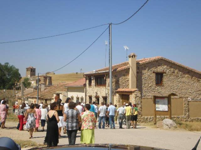 Camino Del Prado Guest House Santa Maria la Real de Nieva ภายนอก รูปภาพ