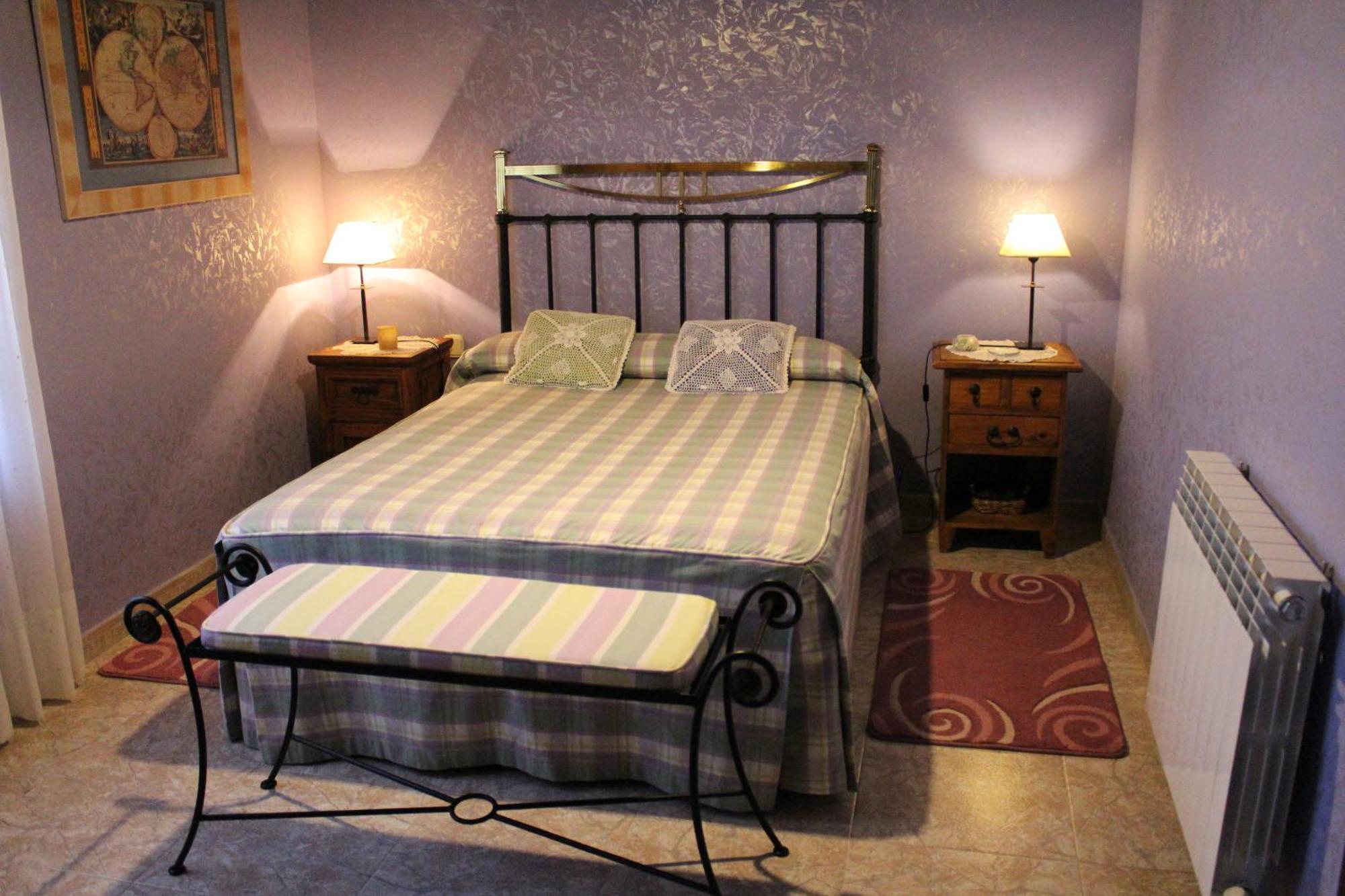 Camino Del Prado Guest House Santa Maria la Real de Nieva ภายนอก รูปภาพ