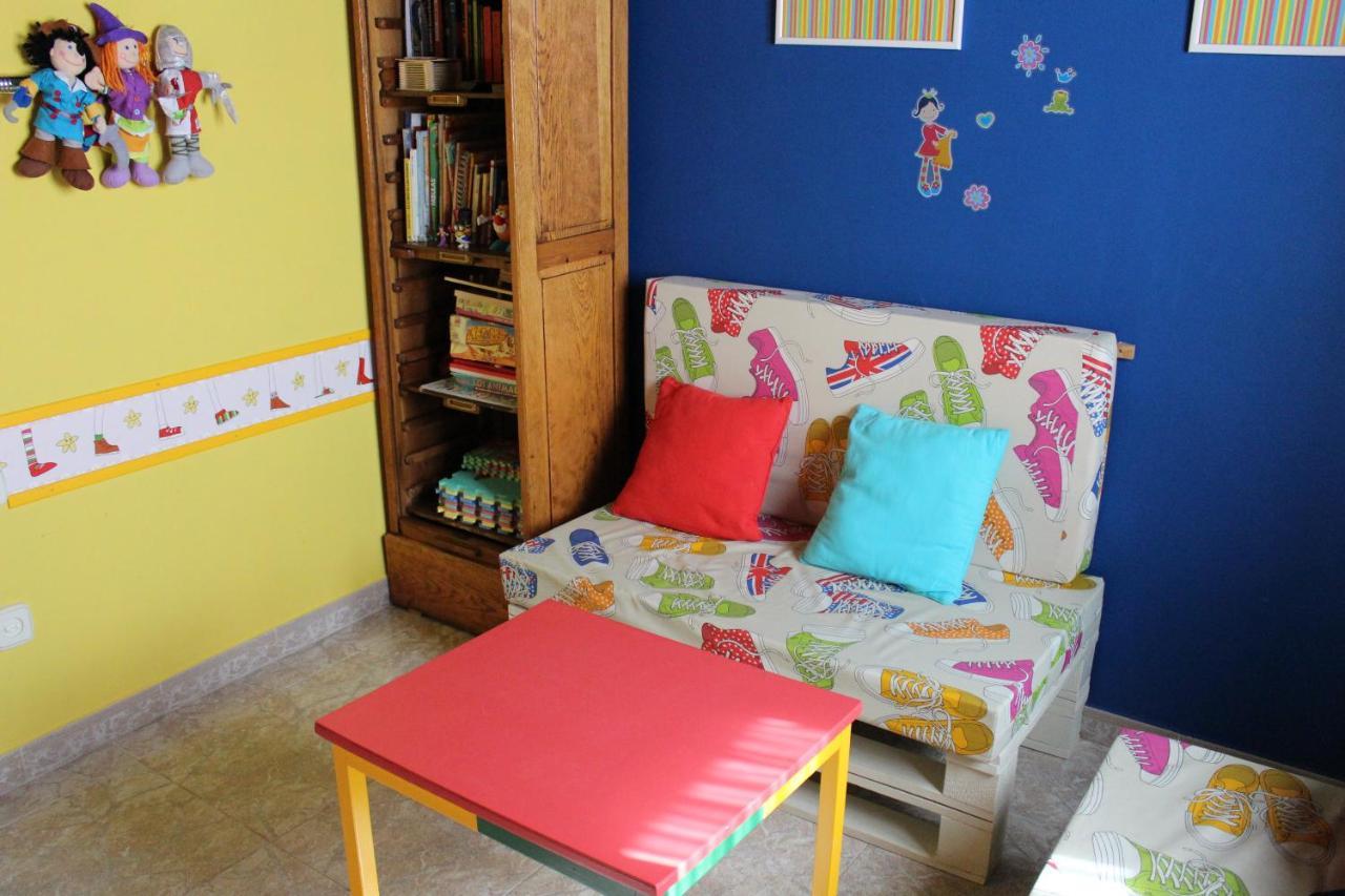 Camino Del Prado Guest House Santa Maria la Real de Nieva ภายนอก รูปภาพ